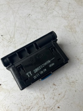 PORT HNÍZDO USB AUX RENAULT LATITUDE 280232969R