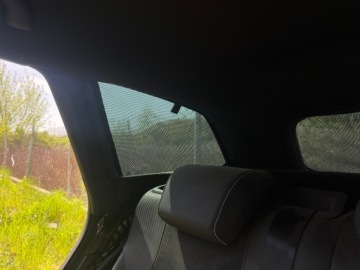 Шторы, чехлы, солнцезащитные шторки, посвященные универсалу Cupra Leon.