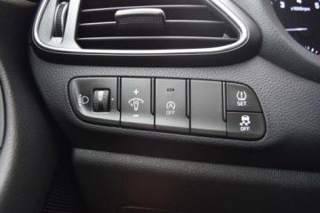 Hyundai i30 III Wagon Facelifting 1.0 T-GDI 120KM 2022 Hyundai i30 SalonPL 1.0 T-GDI 120KM Modern Klimatyzacja ALU VAT23 Benzyna, zdjęcie 18