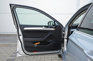 Volkswagen Passat B8 GTE Variant 1.4 TSI Plug-In-Hybrid 218KM 2016 ZAREJESTROWANY 1.4TSI GTE 218KM PLUGIN HYBRID SERWIS NAVI NOWY ROZRZĄD!, zdjęcie 18