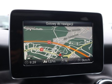 Mercedes GLA I Off-Roader Facelifting 1.6 200 156KM 2019 Mercedes GLA GLA 200, Salon Polska, Automat, zdjęcie 12