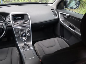 Volvo XC60 I SUV Facelifting 2.4 D4 181KM 2015 Volvo XC60 D4, Salon Polska, Serwis ASO, 178 KM, zdjęcie 7
