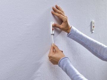 Gwóźdź Samoprzylepny do Obrazów Tesa Regulowany do Tynku Tapet 2 szt. 1kg