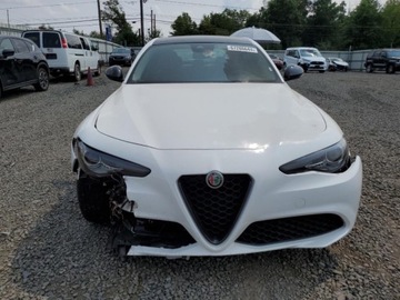 Alfa Romeo Giulia II Sedan Facelifting 2.0 Turbo 280KM 2020 Alfa Romeo Giulia 2020 ALFA ROMEO GIULIA 2.0 Benzyna 280KM, zdjęcie 5