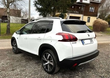 Peugeot 2008 I SUV Facelifting 1.2 PureTech 110KM 2018 Peugeot 2008 Peugeot 2008 PureTech 110 StopampStart Crossway 1.2 Benzyna, zdjęcie 7