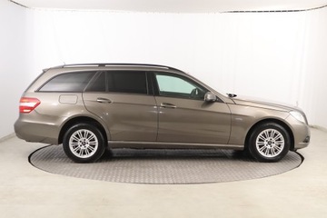 Mercedes Klasa E W212 Kombi 250 CGI BlueEFFICIENCY 204KM 2010 Mercedes E E 250, Automat, Skóra, Navi, Klima, zdjęcie 5