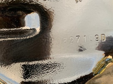 VOLKSWAGEN OE 760827159D VÍKO KUFRU KUFRU