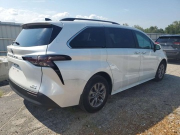 Toyota Sienna III 2023 Toyota Sienna XLE 2023 2.5l 2.5 Hybryda 245KM, zdjęcie 3