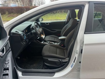 Hyundai IONIQ 2017 Hyundai IONIQ 1.6 Hybryda 105 KM automat zarej w PL zadbany zamiana, zdjęcie 15