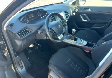 Peugeot 2013 Peugeot 308 1.6 Benzyna 125 km LED Nawigacja Tempomat Sensor 1.6 Benzyna, zdjęcie 5