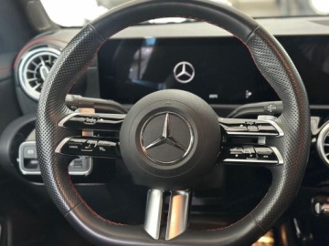 Mercedes CLA C118/X118 Shooting Brake Facelifting 1.3 200 163KM 2025 CLA 200 AMG Line Shooting Brake 1.3 (163KM) 2025, zdjęcie 10