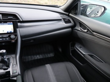 Honda Civic X Hatchback 5d Facelifting 1,0 VTEC TURBO 126KM 2021 Honda Civic 1.0 VTEC Turbo, Salon Polska, zdjęcie 7