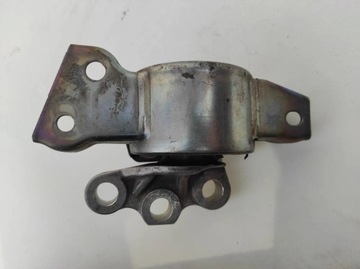 DRŽÁK UCHYCENÍ ULOŽENÍ MOTORU FIAT 500L