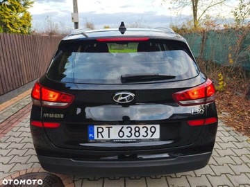 Hyundai i30 II Wagon Facelifting 1.4 MPI 100KM 2017 Hyundai i30 Hyundai i30 1.4 Trend 1.4 Benzyna 99KM, zdjęcie 6