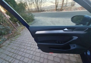 Volkswagen Passat B8 Variant 2.0 TDI BlueMotion SCR 150KM 2018 Volkswagen Passat Volkswagen Passat 2.0 TDI (BlueMotion Technology) DSG Co, zdjęcie 8