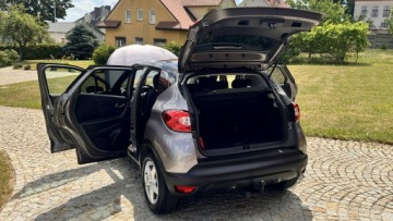 Renault Captur I Crossover 0.9 Energy TCe 90KM 2015 Renault Captur 0.9Turbo 90KM z Niemiec - Nawigacja, zdjęcie 10