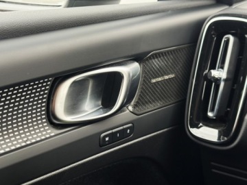 Volvo XC40 Crossover Facelifting 2.0 B3 163KM 2025 Volvo XC 40 B3 Plus Dark | Pixel LED | Harman Kard, zdjęcie 28