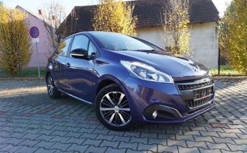 Peugeot 208 I Hatchback 5d Facelifting 1.2 PureTech 82KM 2017 Peugeot 208 Bezwypadkowy Serwisowany 1-Wlasciciel Navi Panorama Alu Grz.Fo, zdjęcie 12