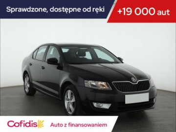 Skoda Octavia III Liftback 1.2 TSI 105KM 2014 Skoda Octavia 1.2 TSI, Salon Polska, Klima