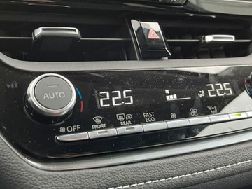 Toyota Corolla XII Sedan Facelifting 1.5 VVT-i 125KM 2024 Od ręki - Style 1.5 Benzyna CVT 125KM | Podgrzewane fotele!, zdjęcie 7
