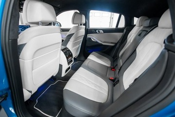 BMW X6 G06 SUV 3.0 30d 286KM 2023 BMW X6 30d xDrive 286KM. Tylko 25 000 km. FV23%., zdjęcie 25