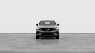 Volvo XC40 Crossover Facelifting 2.0 B4 197KM 2025 Volvo XC 40 Plus Dark B4 Mild Hybrid Benzyna, zdjęcie 2