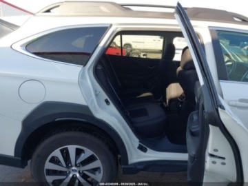 Subaru 2024 Subaru Outback 2024, Premium, 2.5L, od ubezpieczalni 2.5 Benzyna 182KM, zdjęcie 11