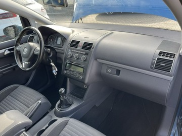 Volkswagen Touran II 2.0 TDI 140KM 2015 Volkswagen Touran Klimatronik Podgrzewanie Parktro, zdjęcie 7