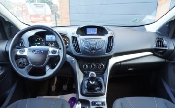 Ford Kuga II SUV 2.0 Duratorq TDCi 163KM 2014 Ford Kuga Bezwypadkowy Serwisowany 1-Wlasciciel Navi Pdc Alu 4X4 163KM Pie, zdjęcie 7