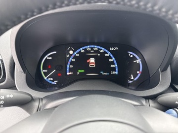 Toyota Yaris IV Hatchback 1.5 Hybrid Dynamic Force 116KM 2023 Toyota Yaris Cross Hybrid 1.5 Adventure Hybrid 1.5, zdjęcie 14