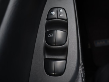 Nissan Pulsar 1.2 DIG-T 115KM 2014 Nissan Pulsar 1.2 DIG-T, Salon Polska, Serwis ASO, zdjęcie 18