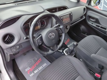 Toyota Yaris III Hatchback 5d Facelifting 1.33 Dual VVT-i 99KM 2016 Toyota Yaris Kamera Klimatronik Hands Free Alu 1.3 Benzyna 99KM, zdjęcie 9