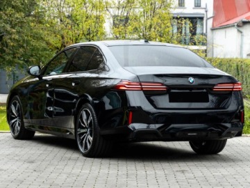 BMW Seria 5 G90-91 Touring 2.0 520d 197KM 2025 BMW Seria 5 520d xDrive Sport Sedan 2.0 (197KM) 2025, zdjęcie 1