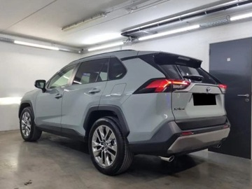 Toyota RAV4 V SUV Facelifting 2.5 Hybrid Dynamic Force 222KM 2025 Executive 2.5 Hybrid AWD 222KM | Podgrzewane fotele!, zdjęcie 3