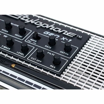 Dübreq Stylophone Gen-X1 Синтезатор Dubreq