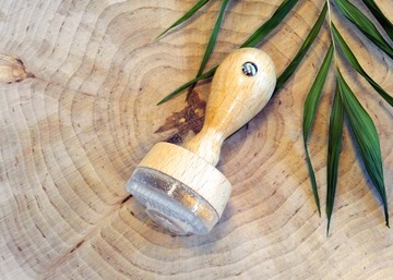 Precyzyjny stempel do gliny 20 mm akrylowy TWOJE LOGO, TEKST, GRAFIKA, WZÓR