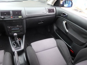 Volkswagen Golf IV Hatchback 1.6 16V 105KM 2002 VW Golf 1.6 16V, GAZ, Klima, Klimatronic,ALU, zdjęcie 7