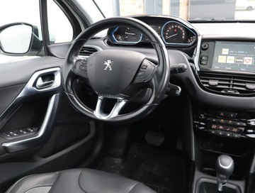 Peugeot 2008 I SUV Facelifting 1.2 PureTech 110KM 2019 Peugeot 2008 1.2 PureTech, Salon Polska, zdjęcie 6