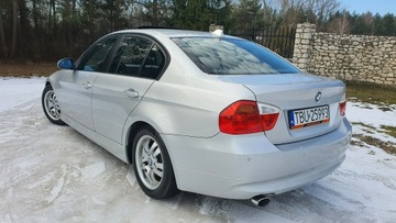 BMW Seria 3 E90-91-92-93 Limuzyna E90 320i 150KM 2005 BMW 320 2.0i 150KM # Climatronic # 2x PDC # Szyber, zdjęcie 3