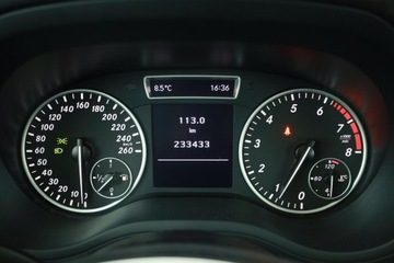 Mercedes Klasa B W246 Sports Tourer 180 BlueEFFICIENCY 122KM 2014 Mercedes B B 180, Navi, Klima, Parktronic, zdjęcie 7