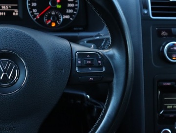 Volkswagen Touran II 1.6 TDI 105KM 2012 VW Touran 1.6 TDI, DSG, 7 miejsc, Skóra, Klima, zdjęcie 19