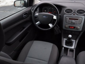 Ford Focus II Hatchback 5d 1.8 Duratec Flexifuel 125KM 2007 Ford Focus 1.8 16V, Klima, Klimatronic, El. szyby, zdjęcie 6