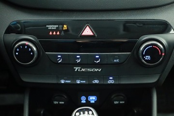 Hyundai Tucson III SUV 1.6 GDI 132KM 2016 Hyundai Tucson 1.6 GDI, Salon Polska, zdjęcie 9