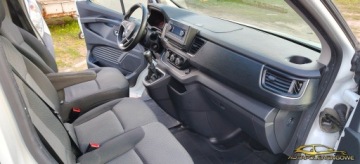 Renault Trafic III Combi 2.0 dCi  150KM 2023 Renault Trafic III 2.0D 150KM Salon Pl. 2.0 Diesel 150KM, zdjęcie 14