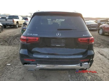 Mercedes GLB 2021 Mercedes-Benz GLB 2021 r., 2,0L od ubezpieczalni 2.0 Benzyna 221KM, zdjęcie 4