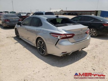 Toyota Camry IX 2018 Toyota Camry 2018, 3.5L, po gradobiciu, zdjęcie 2