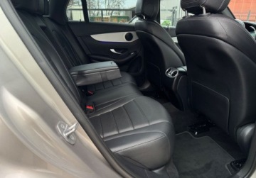 Mercedes GLC C253 SUV Facelifting 2.0 200d 163KM 2020 Mercedes-Benz GLC 4-Matic Multi Bem Alu18 Kamera Blis Virtual Ambiente Ser, zdjęcie 20