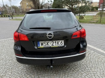 Opel Astra J Sports Tourer Facelifting 1.4 Turbo ECOTEC 120KM 2014 Opel Astra J 1.4T Lift 2014r Nawigacja Serwis, zdjęcie 11