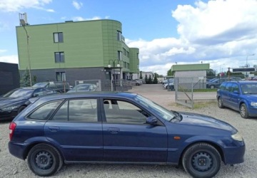 Mazda 323 VI S 1.6 16V 98KM 2001 Mazda 323F Mazda 323F 1.6 Benzyna 98KM, zdjęcie 4
