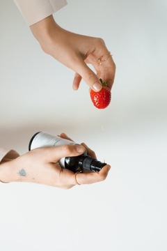 100% ВЕГАНСКОЕ ГИДРОФИЛЬНОЕ НАТУРАЛЬНОЕ ОЧИЩАЮЩЕЕ МАСЛО ДЛЯ ЛИЦА КЛУБНИКА